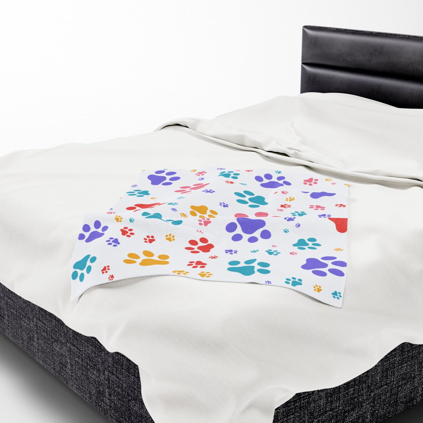 Paw Print Blanket – Cozy Dog Lover Gift, Pet-Themed Throw Blanket in 3 Sizes for National Dog Day & Year-Round Snuggles
