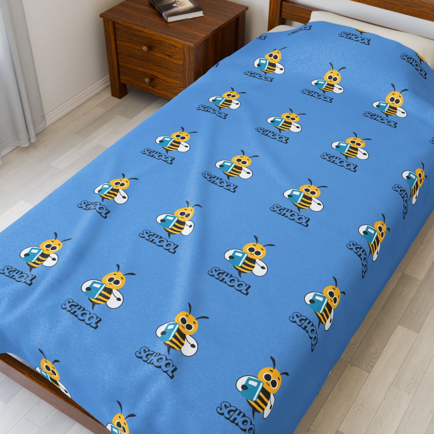 Back-to-School Bee Velveteen Blanket – Cozy Kids' Throw for Dorms, Bedrooms & Study Nooks