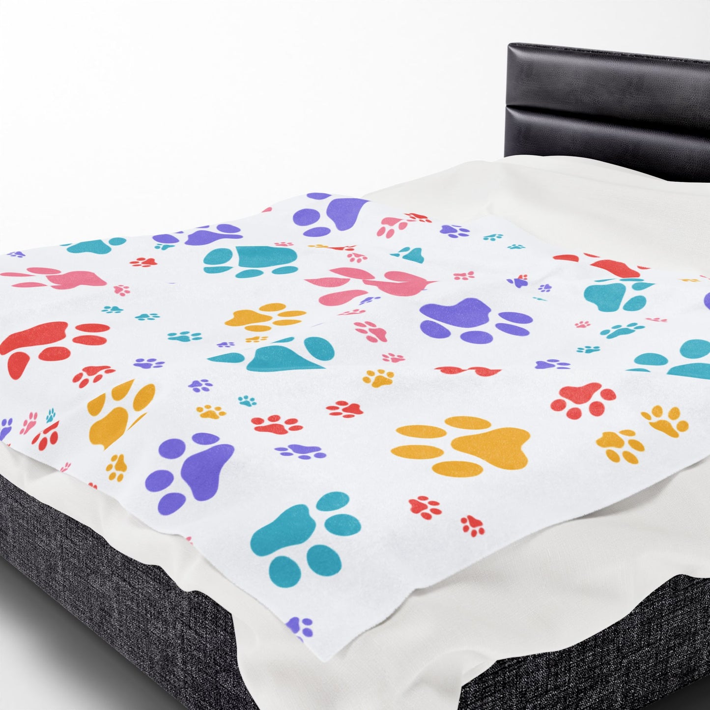 Paw Print Blanket – Cozy Dog Lover Gift, Pet-Themed Throw Blanket in 3 Sizes for National Dog Day & Year-Round Snuggles
