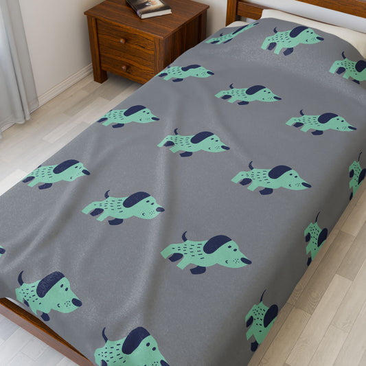 Dog Lover Throw Blanket – Cozy Plush Velveteen Blanket with Cute Puppy Pattern | 3 Sizes