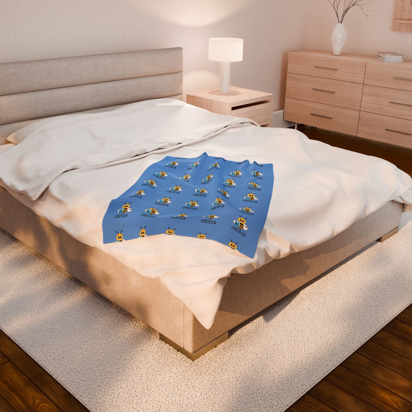 Back-to-School Bee Velveteen Blanket – Cozy Kids' Throw for Dorms, Bedrooms & Study Nooks