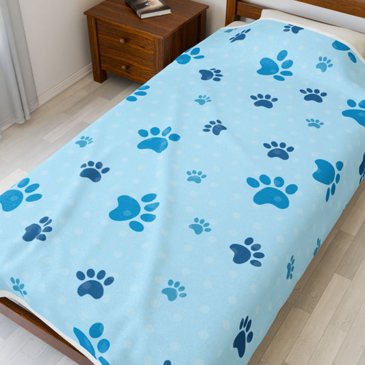 Paw Print Dog Blanket – Plush Velveteen Throw in 3 Sizes | Cozy Gift for Dog Moms & Pet Lovers